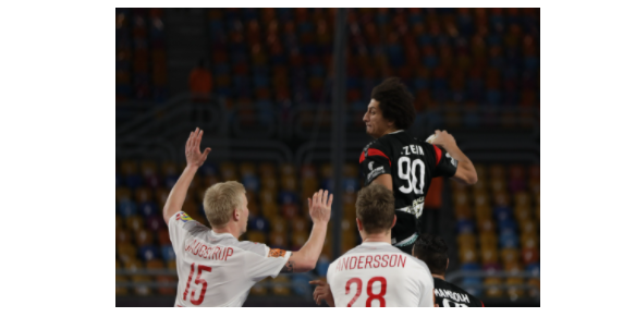 علي زين رجل مباراة الدنمارك في كرة اليد رغم الهزيمة