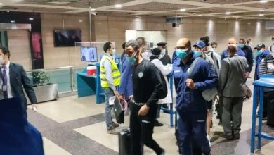 صورة بيراميدز يستقبل بعثة الرجاء المغربي في مطار القاهرة